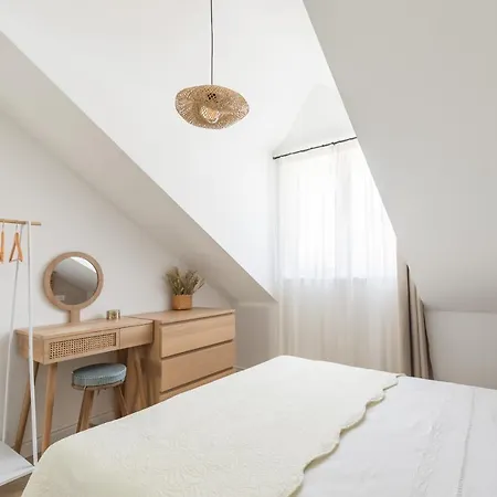 Old Town Experience, Sea View, Center&beach, 2bthr Apartmán Split